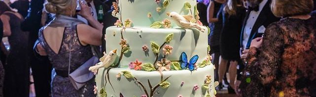 Royal Inspiration: A Herend Wedding Cake!