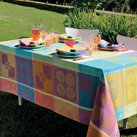 Save 20% on Garnier-Thiebaut Linens during the Virtual Trunk Show